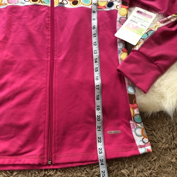 NWT One Tooth Activewear Jacket - Picture 4 of 9